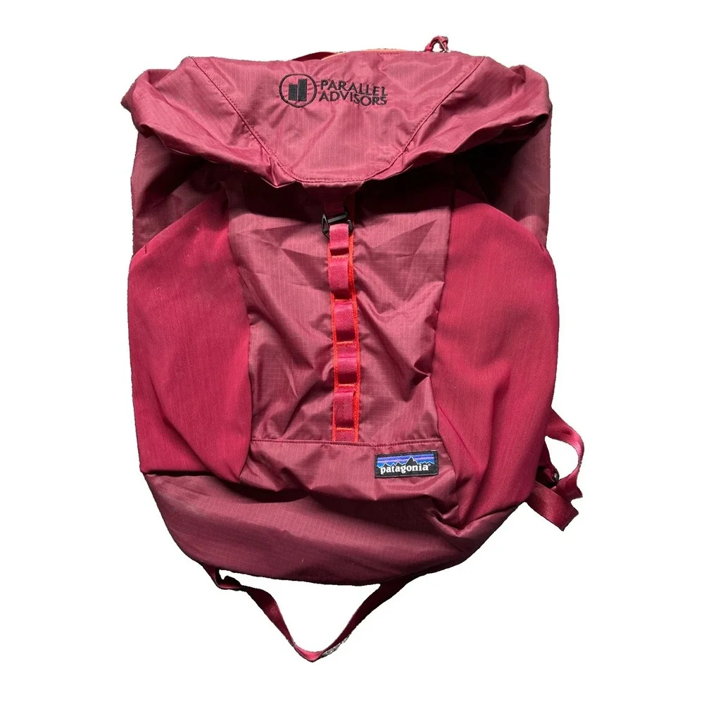 Patagonia Ultralight Black Hole Tote Pack 20L Burgundy Roamer Red 49045
